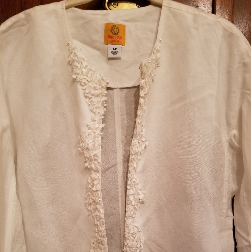 Ruby Rd. Petite Shell Game Size 10P Color: TALC - Picture 3 of 6